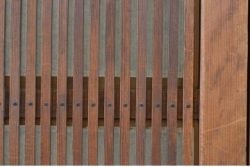 アンティーク建具　どこか懐かしい空気を醸し出す裏障子付き格子戸3枚セット(引き戸、障子戸、ガラス帯戸)(R-068715)