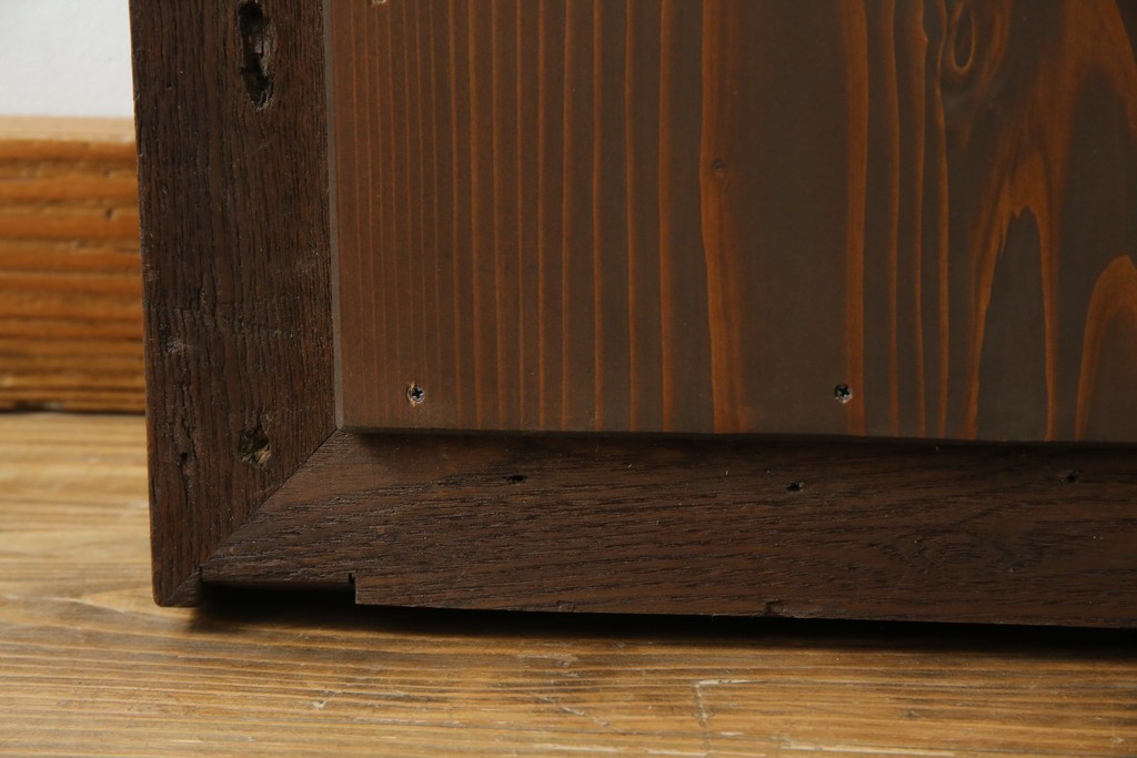 和製アンティーク　大正ロマン　古い欅(ケヤキ)材のフレームがシンプルなデザインで取り入れやすいウォールミラー　(R-068716)