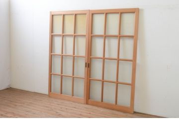 ビンテージ建具　昭和レトロ　マス目(升目)　どこか懐かしい佇まいが魅力のガラス戸2枚セット(引き戸、ヴィンテージ)(R-068725)