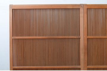 アンティーク建具　希少!!　珍品　高級品!!　和の空間を演出する幅広無双格子戸2枚セット(引き戸、帯戸)(R-068726)