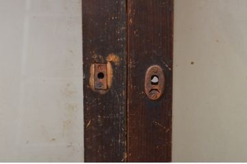 アンティーク建具　大正ロマン　経年を感じさせる木味が魅力のガラス戸2枚セット(引き戸)(R-068727)