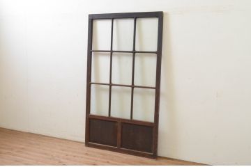 アンティーク建具　どこか懐かしい雰囲気が漂うマス目(升目)のガラス戸1枚(引き戸)(R-068729)