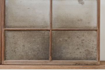 アンティーク建具　レトロな雰囲気漂うガラス窓2枚セット(引き戸、ガラス戸)(R-068732)