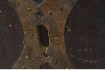 アンティーク建具　杉材　和モダンな空間づくりにおすすめの蔵戸1枚(玄関戸、板戸、引き戸)(R-068734)