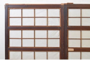アンティーク建具　風情のある佇まいが魅力的な裏障子付き幅狭格子戸3枚セット(引き戸、障子戸)(R-068741)