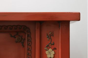和製アンティーク　ラデン細工と錆漆高蒔絵が存在感を放つ朱塗りの茶棚(違い棚、飾り棚、収納棚、戸棚)(R-068742)