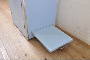 和製アンティーク　レトロなデザインがおしゃれなデンタルキャビネット(サイドキャビネット、サイドテーブル、ケビント、収納棚、戸棚、引き出し)(R-068743)