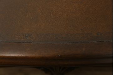 中古　美品　THEODORE ALEXANDER(セオドア・アレキサンダー)　引き出し付き　なめらかな曲線の猫脚が優美な拡張天板付きセンターテーブル(エクステンションテーブル、ローテーブル、リビングテーブル、センターテーブル)(定価約65万円)(R-068752)