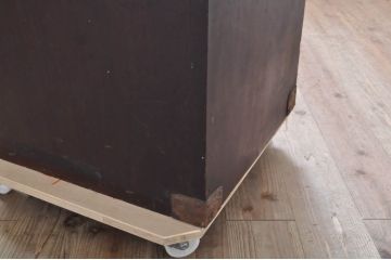 和製アンティーク　希少　完全オリジナル!!　総欅(ケヤキ)材　荘厳な雰囲気を醸し出す当時のままの佐渡船箪笥(掛硯型、懸硯型、金庫箪笥、舟箪笥、時代箪笥、帳場箪笥、小物収納、小引き出し)(R-068762)