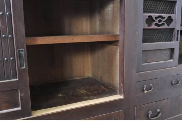 和製アンティーク　昇り引き出し付き　六尺　凛とした美しさが上品な和を演出してくれる二段重ね近江水屋箪笥(食器棚、戸棚、収納棚、キャビネット、重ね箪笥)(R-068766)