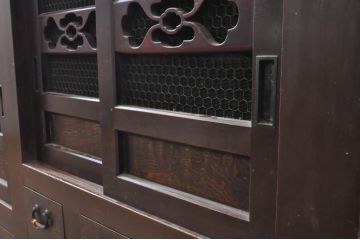 和製アンティーク　六尺　凛とした美しさが上品な和を演出してくれる近江水屋箪笥サイドボード(食器棚、戸棚、収納棚、キャビネット)(R-068767)