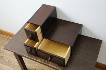 中古　北海道民芸家具　アレンジ次第で様々な使い方ができる卓上収納　(R-068770)