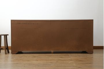中古　高級輸入家具　トーマスビル(Thomasville)　オーク材　クラシカルな佇まいが魅力のアンティーク調サイドボード(サイドチェスト、引き出し)(R-068778)