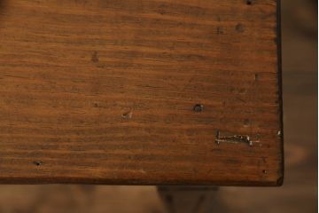 フランスアンティーク　パイン材のシンプルで小振りなデスク(平机、ワークデスク、引き出し、在宅ワーク、在宅用)(R-068782)