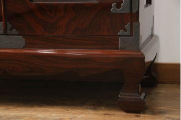 中古　美品　高級品　木地呂塗りの艶が美しい仙台箪笥キュリオケース(ガラスケース、キャビネット、ショーケース、飾り棚、陳列棚、店舗什器)(R-068783)