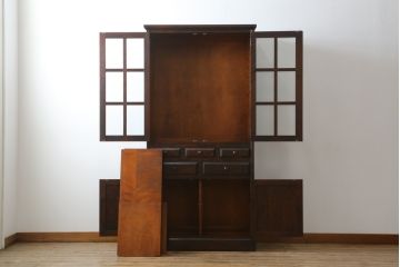 中古　北海道民芸家具　HM160K　美しい木肌とシックな佇まいが魅力的なキャビネット(食器棚、収納棚、戸棚、カップボード、飾り棚、本箱)(R-068785)