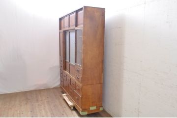 和製アンティーク　高級品　楓材　黒柿材　収納力抜群の大型茶箪笥(水屋箪笥、茶棚、収納棚、キャビネット)(R-068787)