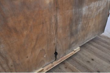 和製アンティーク　レトロな佇まいが魅力的な薄型二段重ね収納棚(キャビネット、戸棚、食器棚、飾り棚、ガラスケース、店舗什器、本箱、ブックケース)(R-068791)