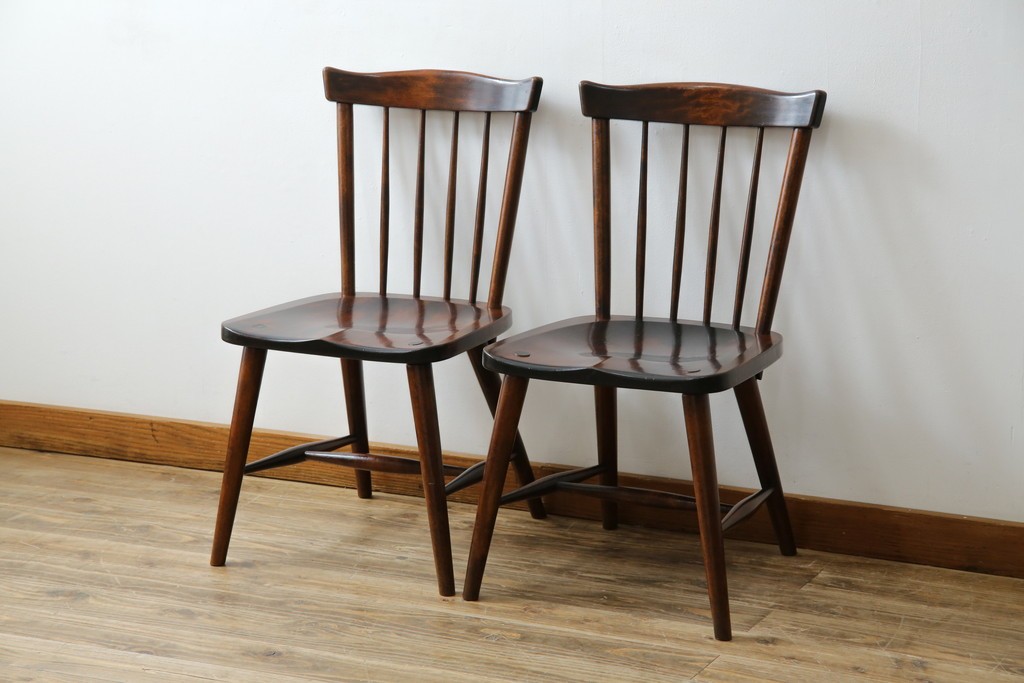 和製ビンテージ　松本民芸家具　#55型　レトロで温かみ漂うスピンドルチェア2脚セット　(R-068797)