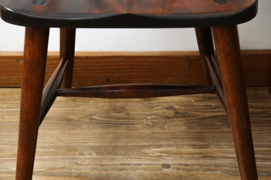 和製ビンテージ　松本民芸家具　#55型　レトロで温かみ漂うスピンドルチェア2脚セット　(R-068797)