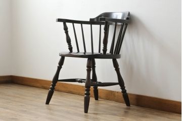 中古　松本民芸家具　#91型　落ち着きのある大人カフェ風インテリアが叶うキャプテンチェア(アームチェア、板座チェア、椅子、ダイニングチェア、イス)(定価約13万円)(R-068800)