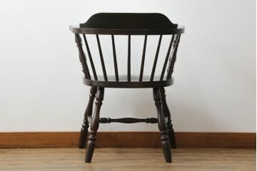 中古　松本民芸家具　#91型　落ち着きのある大人カフェ風インテリアが叶うキャプテンチェア(アームチェア、板座チェア、椅子、ダイニングチェア、イス)(定価約13万円)(R-068800)