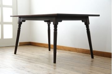 中古　松本民芸家具　クラシカルな雰囲気のA型食卓(ダイニングテーブル、ワークデスク、作業台、4人掛け)(定価約21万円)(R-068804)