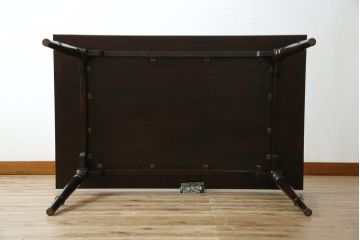 中古　松本民芸家具　クラシカルな雰囲気のA型食卓(ダイニングテーブル、ワークデスク、作業台、4人掛け)(定価約21万円)(R-068804)