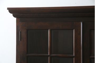 中古　松本民芸家具　品の良さを感じさせるシックな佇まいのA型食器棚(キャビネット、収納棚、戸棚)(定価約55万円)(R-068812)