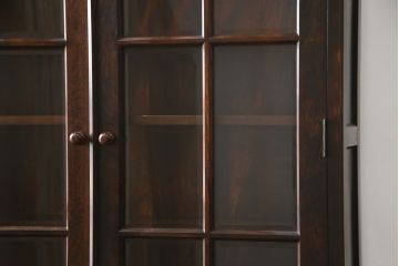 中古　松本民芸家具　品の良さを感じさせるシックな佇まいのA型食器棚(キャビネット、収納棚、戸棚)(定価約55万円)(R-068812)