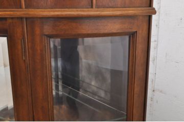 中古　DREXEL HERITAGE(ドレクセルヘリテイジ)　Cameo Classics(キャメオクラシックス)　ハーフムーン(半月型)　照明付き!!美しい曲線デザインに目を奪われるキャビネット(ホールチェスト、サイドボード、サイドキャビネット、飾り棚、ショーケース、収納棚、戸棚、半円型、店舗什器)(R-068817)