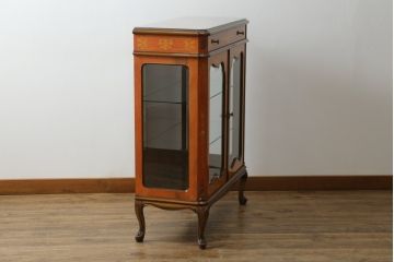 中古　イタリア家具　上品な佇まいが目を引く象嵌入りキャビネット(キュリオケース、ガラスケース、飾り棚、収納棚、戸棚)(R-068818)