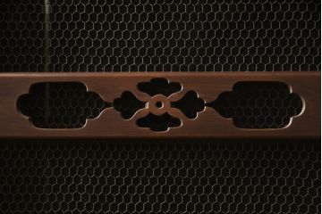 和製アンティーク　上質な空間を演出する水屋箪笥サイドボード(食器棚、戸棚、収納棚)(R-068820)