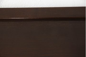 中古　美品　上手物　欅(ケヤキ)材　内部桐材　国産職人手造り品　格子戸入り　高級水屋箪笥サイドボード(茶箪笥、茶棚、収納棚、戸棚、食器棚)(R-068822)