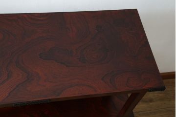 中古　美品　岩谷堂箪笥　美しい杢目と黒い金具が上質な和の雰囲気を演出する飾り棚(収納棚、戸棚、茶棚)(R-068825)