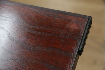 中古　美品　岩谷堂箪笥　美しい杢目と黒い金具が上質な和の雰囲気を演出する飾り棚(収納棚、戸棚、茶棚)(R-068825)