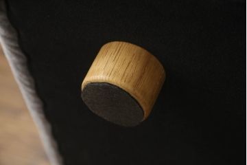 中古　美品　LICHT(リヒト)　BLOCK SOFA　シンプルでスタイリッシュな空間演出におすすめの3人掛けソファ(3P、三人掛け)(Casa BRUTUS No.248 表紙掲載品)(定価約93万円)(R-068826)