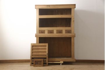 和製アンティーク　四尺　丁寧な作り込みと木味が魅力的な水屋箪笥(重ね箪笥、収納棚、戸棚、食器棚)(R-068828)
