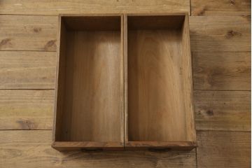 和製アンティーク　四尺　丁寧な作り込みと木味が魅力的な水屋箪笥(重ね箪笥、収納棚、戸棚、食器棚)(R-068828)