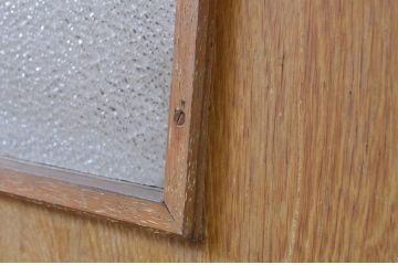 アンティーク建具　レトロな佇まいが魅力的なガラス窓付きドア1枚(木製扉、玄関ドア)(R-068836)