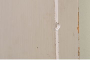 アンティーク建具　ペイント仕上げ限定　どこか懐かしいレトロな雰囲気のペイント扉1枚(ドア、木製扉)(R-068849)