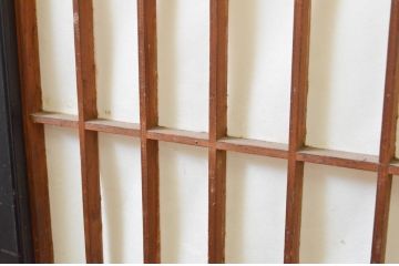 アンティーク建具　腰板欅(ケヤキ)材　和モダンな空間作りにおすすめな障子戸4枚セット(引き戸、格子戸、ガラス帯戸)(R-068853)