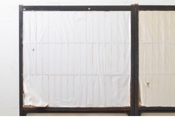 アンティーク建具　腰板欅(ケヤキ)材　和モダンな空間作りにおすすめな障子戸2枚セット(引き戸、格子戸、ガラス帯戸)(R-068855)