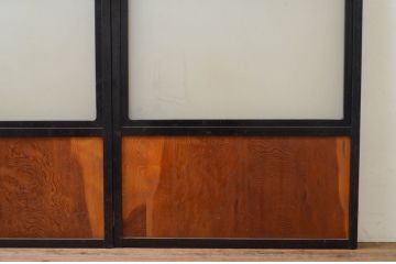 アンティーク建具　落ち着きのある和を演出する障子戸2枚セット(引き戸、ガラス帯戸)(R-068856)