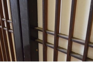 アンティーク建具　落ち着きのある和を演出する障子戸2枚セット(引き戸、ガラス帯戸)(R-068856)