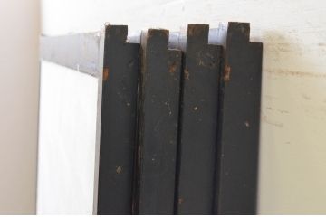 アンティーク建具　腰板欅(ケヤキ)材　上質な和を演出してくれる幅狭障子戸4枚セット(引き戸、ガラス帯戸、格子戸)(R-068858)