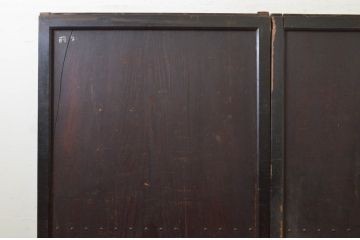 アンティーク建具　シックな空間作りにおすすめな帯戸2枚セット(引き戸、板戸)(R-068859)