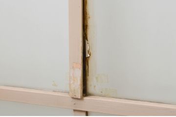 アンティーク建具　ペイント仕上げ限定　レトロな雰囲気づくりにおすすめのガラス戸4枚セット(引き戸)(R-068862)