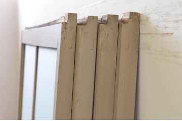 アンティーク建具　ペイント仕上げ限定　レトロな雰囲気づくりにおすすめのガラス戸4枚セット(引き戸)(R-068862)