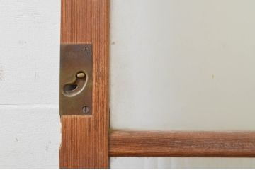 アンティーク建具　レトロな雰囲気づくりにおすすめなガラス戸1枚(引き戸)(R-068869)